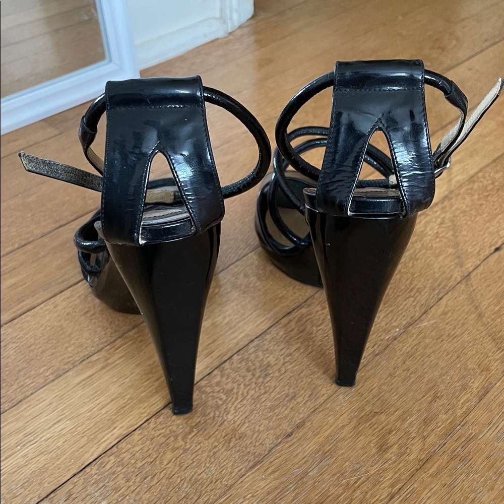 Chloe Heels - Picture 4 of 9